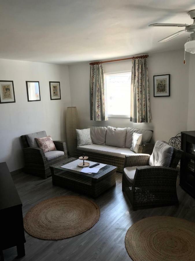 Sunny Renovated Apartment - Denia/Santa Llucia Eksteriør billede